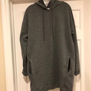 NWOT - Zenana Outfitters Sweatshirt - L/XL